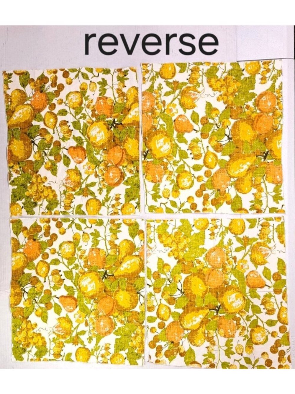 Vintage Fruit Print Cloth Napkins Set Of 4 Orange Green 1970s 16"x14.5" Pears - Picture 7 of 7